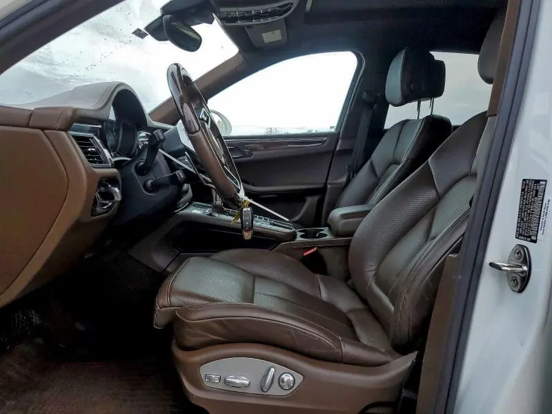 2018 PORSCHE MACAN S  