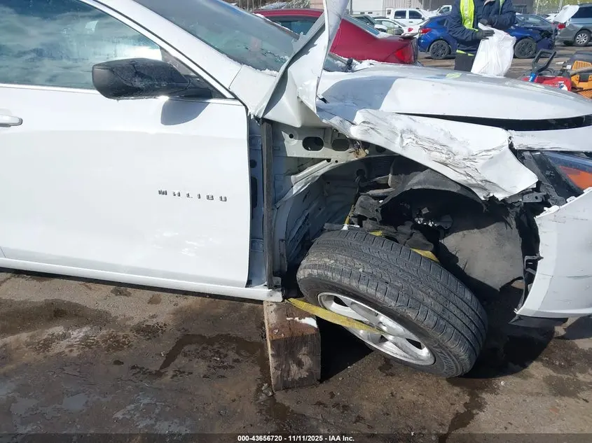 2017 CHEVROLET MALIBU LS