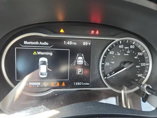 2025 NISSAN VERSA SR  