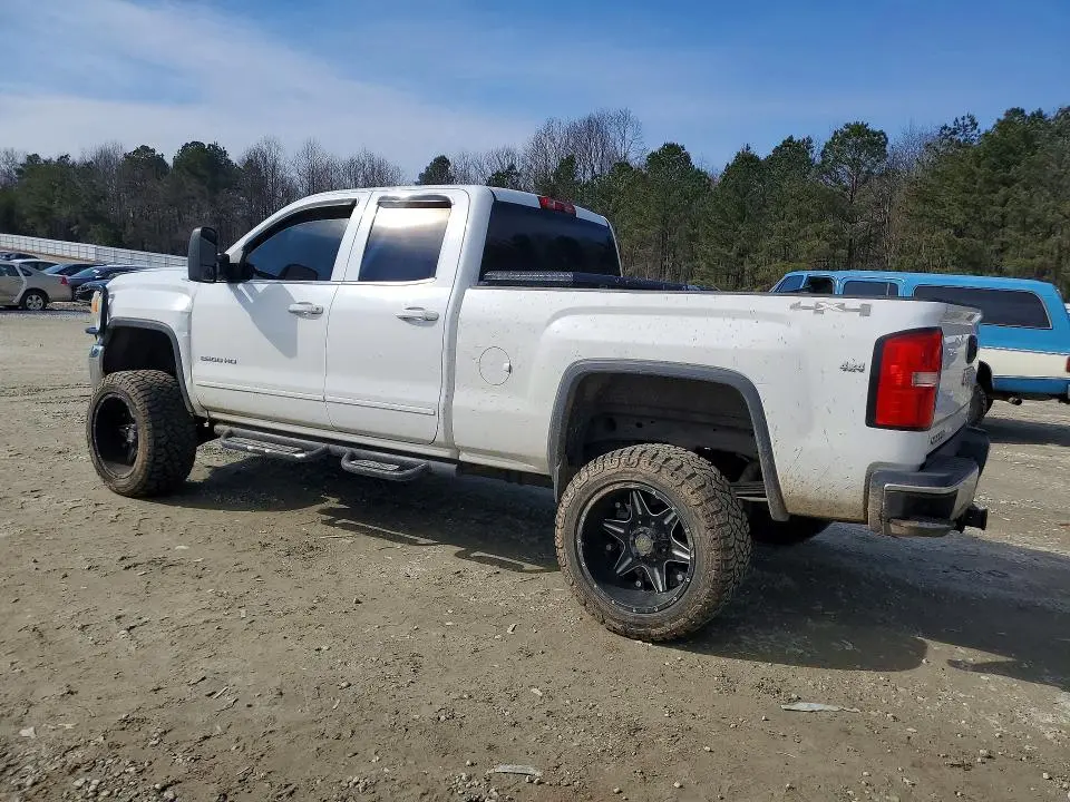 2015 GMC SIERRA K2500 SLE  