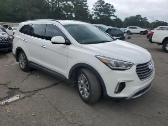 2017 HYUNDAI SANTA FE SE  