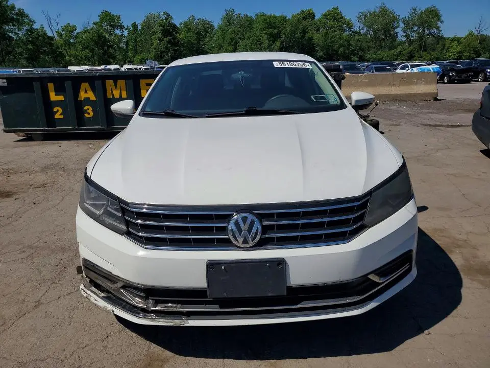 2018 VOLKSWAGEN PASSAT S  