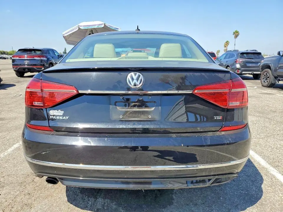 2016 VOLKSWAGEN PASSAT S  