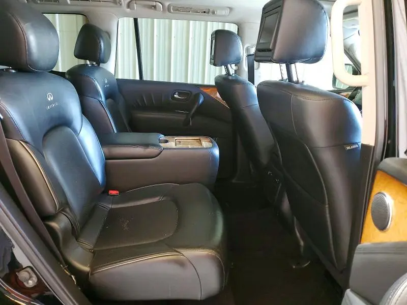 2011 INFINITI QX56 BASE  