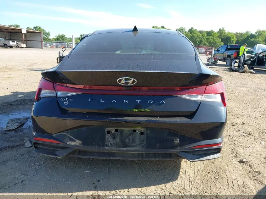 2022 HYUNDAI ELANTRA SEL