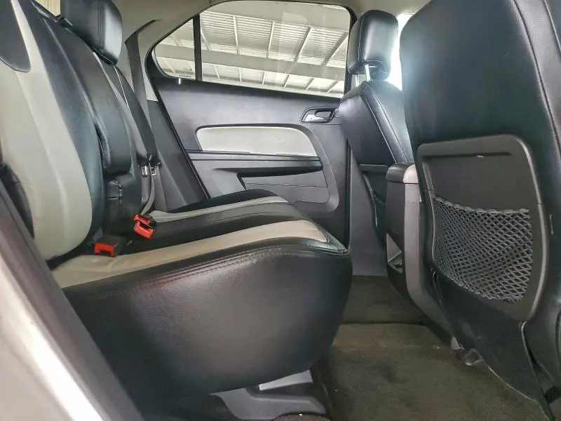 2010 CHEVROLET EQUINOX LT  