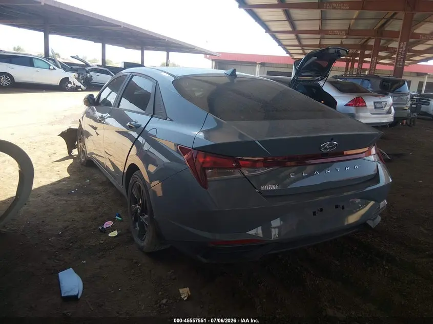 2022 HYUNDAI ELANTRA SEL
