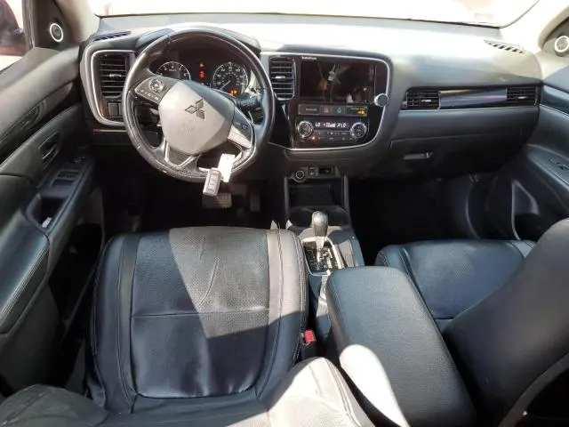 2016 MITSUBISHI OUTLANDER SE  