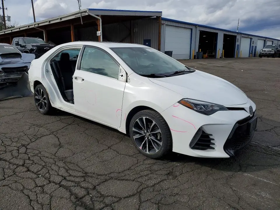 2019 TOYOTA COROLLA L  