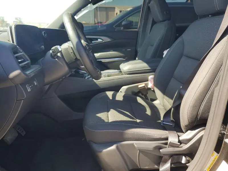 2024 CHEVROLET TRAVERSE LS  