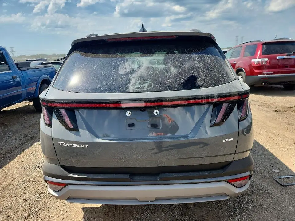 2025 HYUNDAI TUCSON SEL  