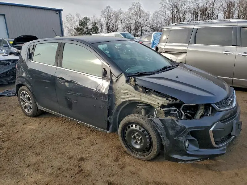 2019 CHEVROLET SONIC LT  