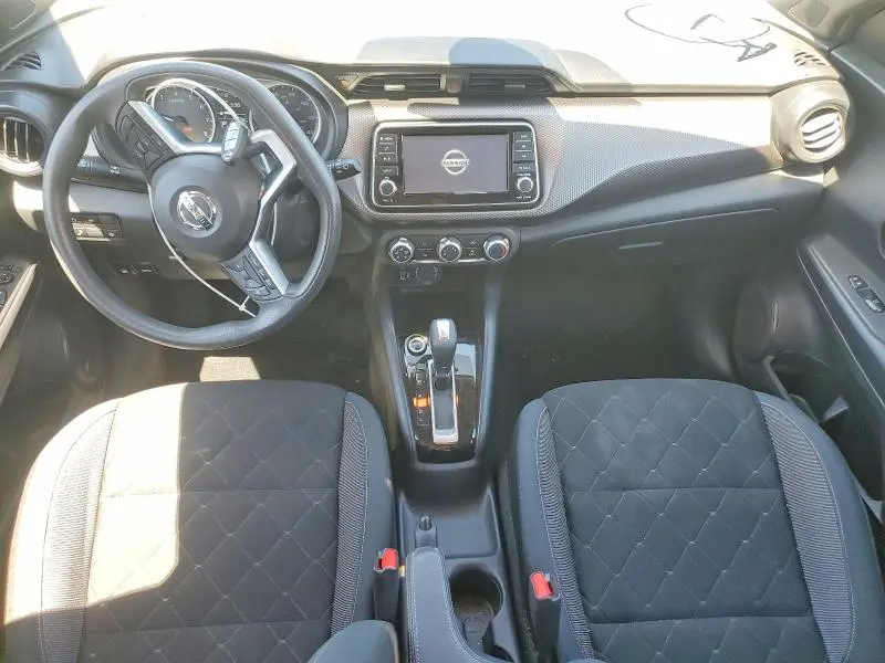 2020 NISSAN KICKS S  