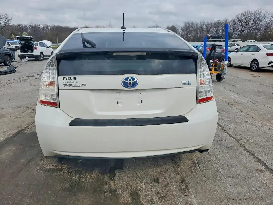 2010 TOYOTA PRIUS II  