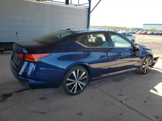 2022 NISSAN ALTIMA SR  
