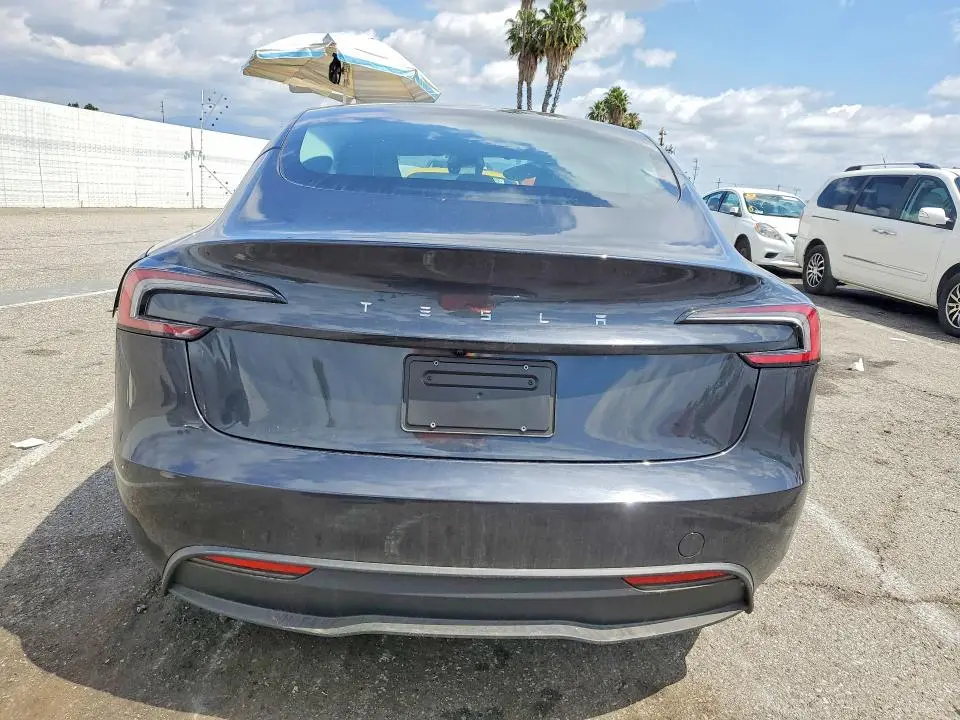 2025 TESLA MODEL 3   