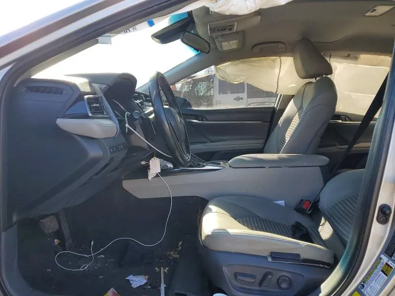 2019 TOYOTA CAMRY   