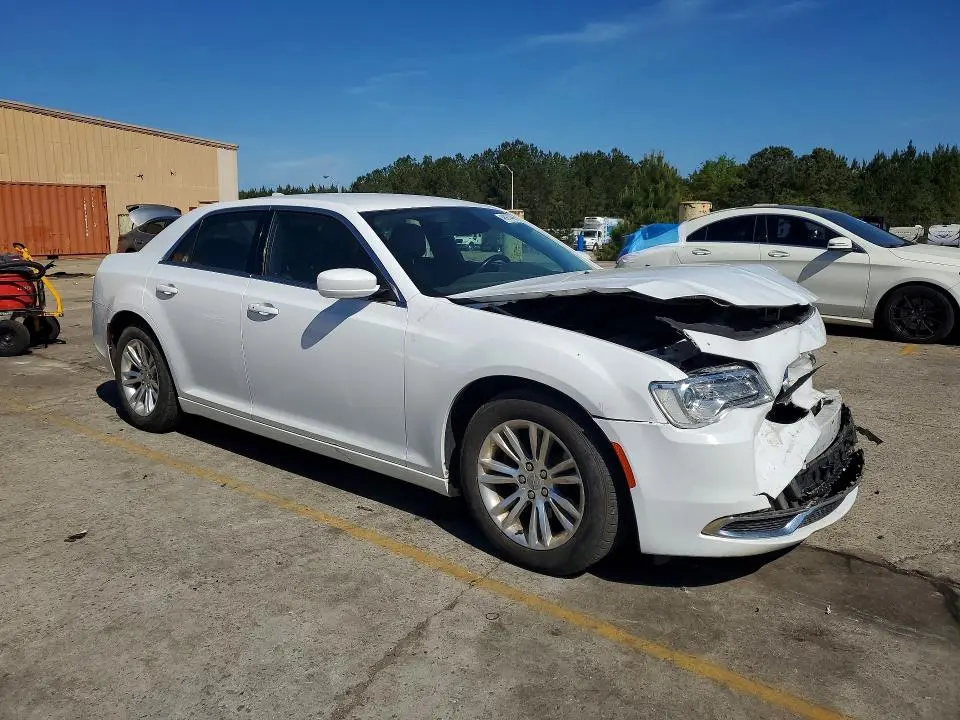 2019 CHRYSLER 300 TOURING  