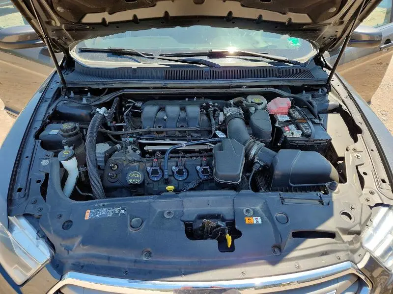 2015 FORD TAURUS SEL  