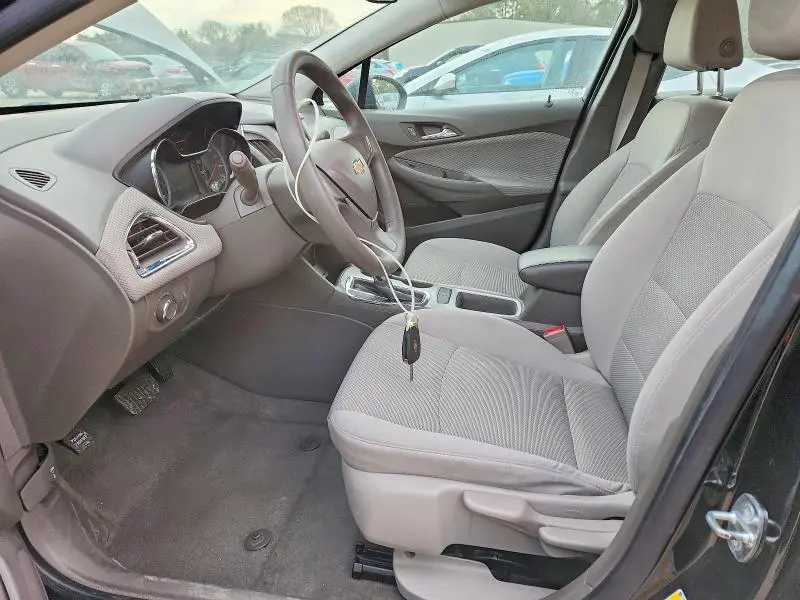 2018 CHEVROLET CRUZE   