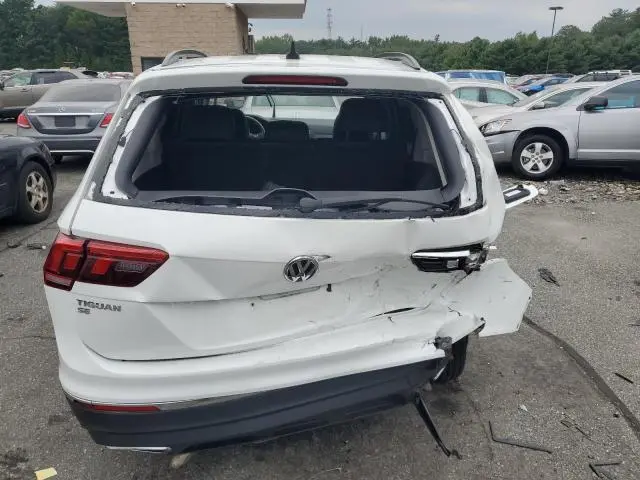 2020 VOLKSWAGEN TIGUAN SE  