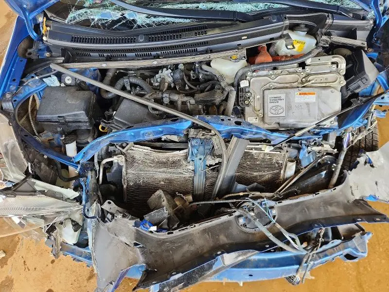 2015 TOYOTA PRIUS C THREE  