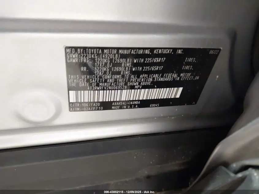 2022 TOYOTA RAV4 HYBRID XLE