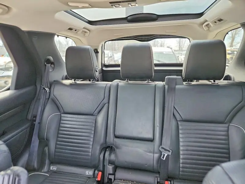 2017 LAND ROVER DISCOVERY HSE LUXURY  