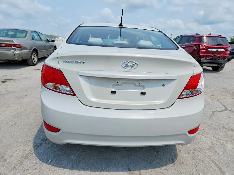 2016 HYUNDAI ACCENT SE  