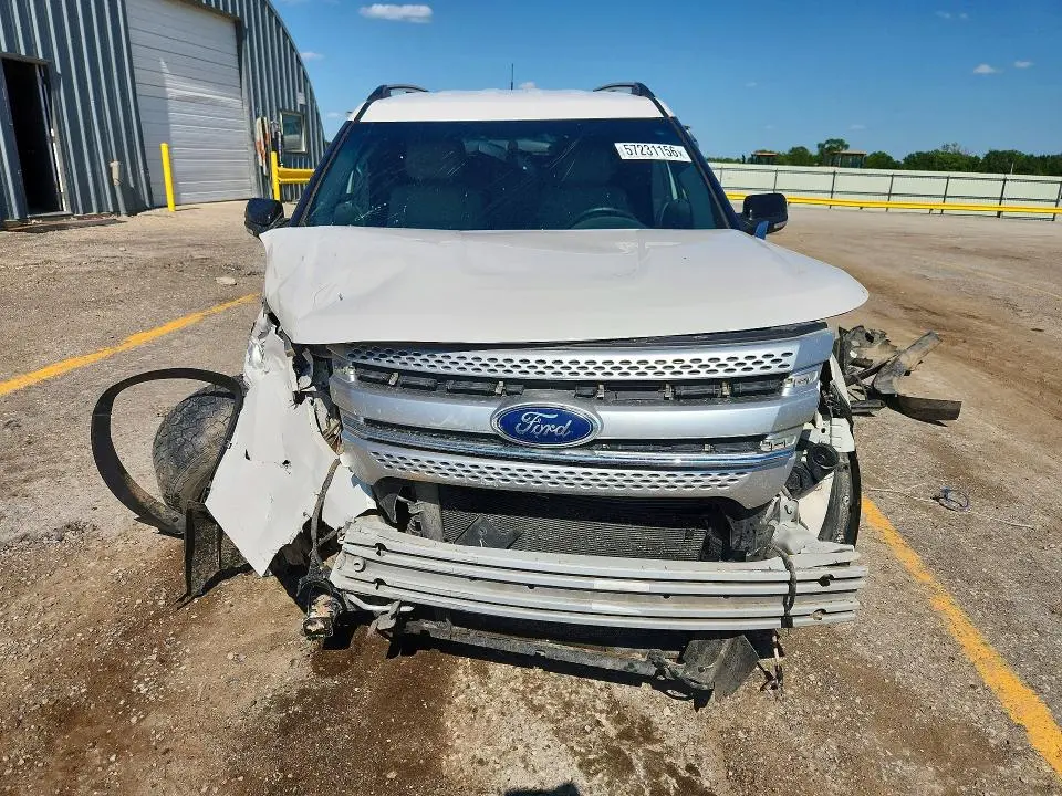 2015 FORD EXPLORER XLT  