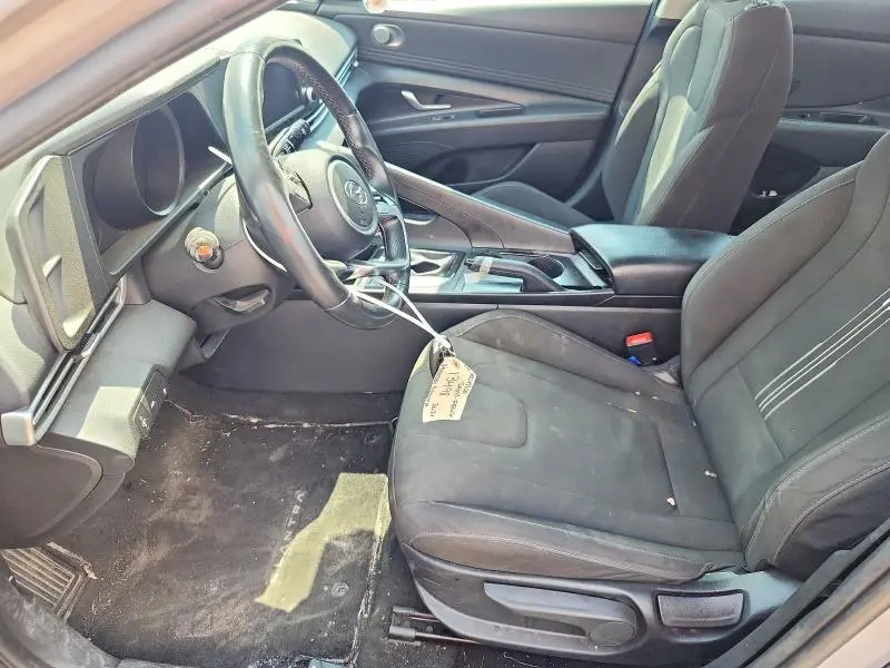 2021 HYUNDAI ELANTRA SEL  
