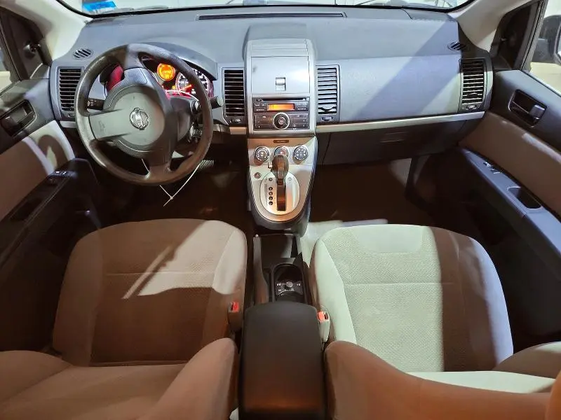 2010 NISSAN SENTRA 2.0  