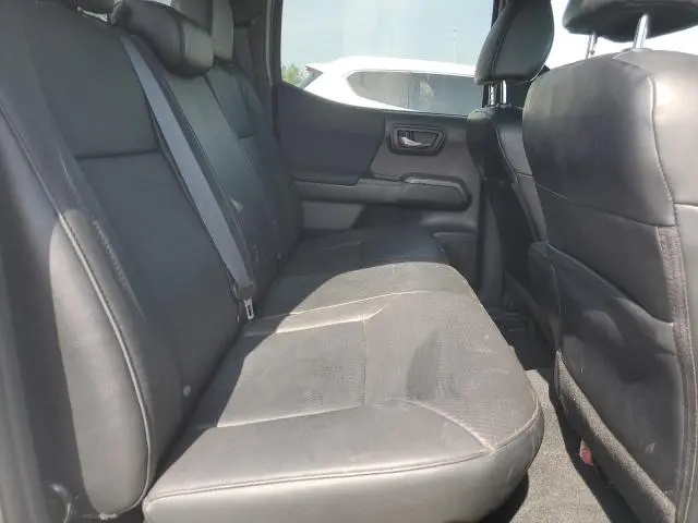 2022 TOYOTA TACOMA DOUBLE CAB  