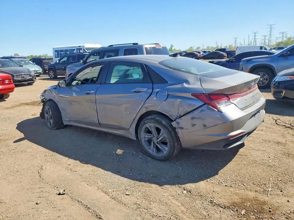 2022 HYUNDAI ELANTRA SEL  