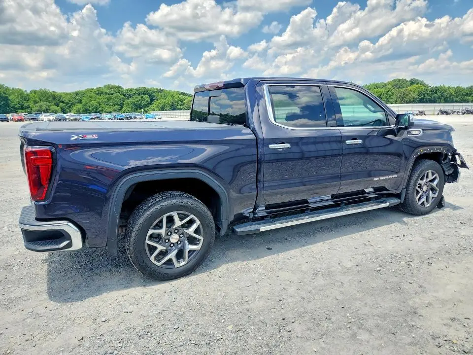 2022 GMC SIERRA K1500 SLT  