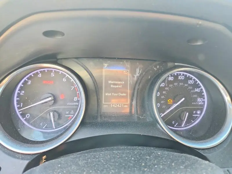 2018 TOYOTA CAMRY SE  