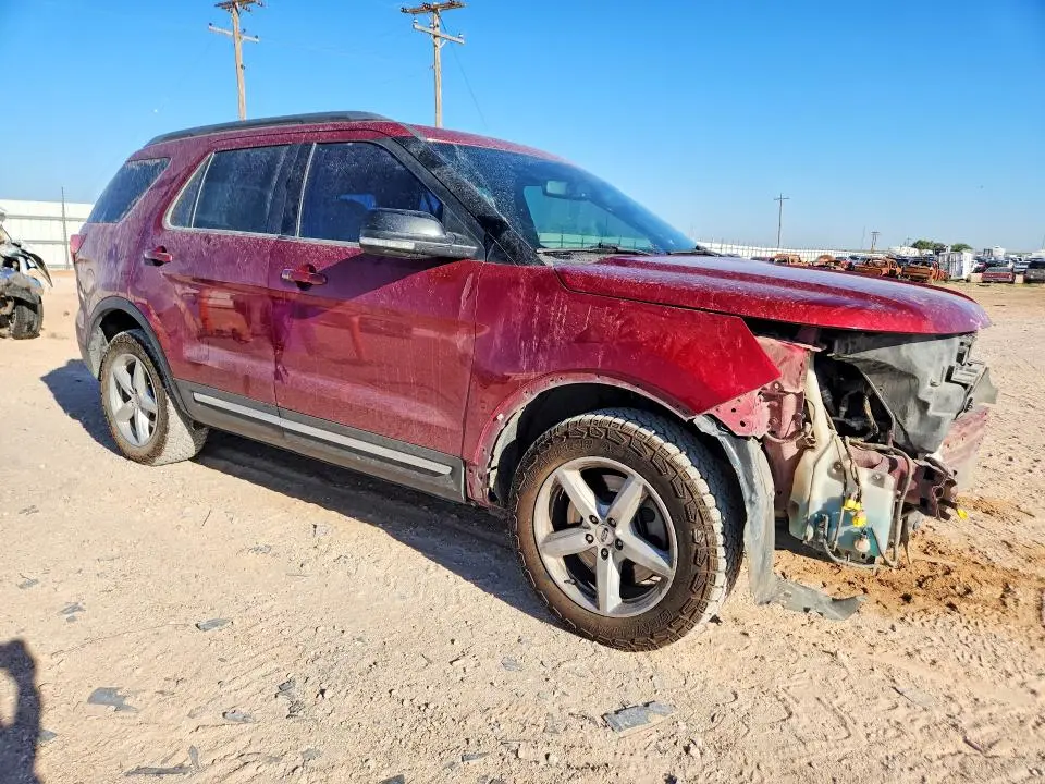 2017 FORD EXPLORER XLT  