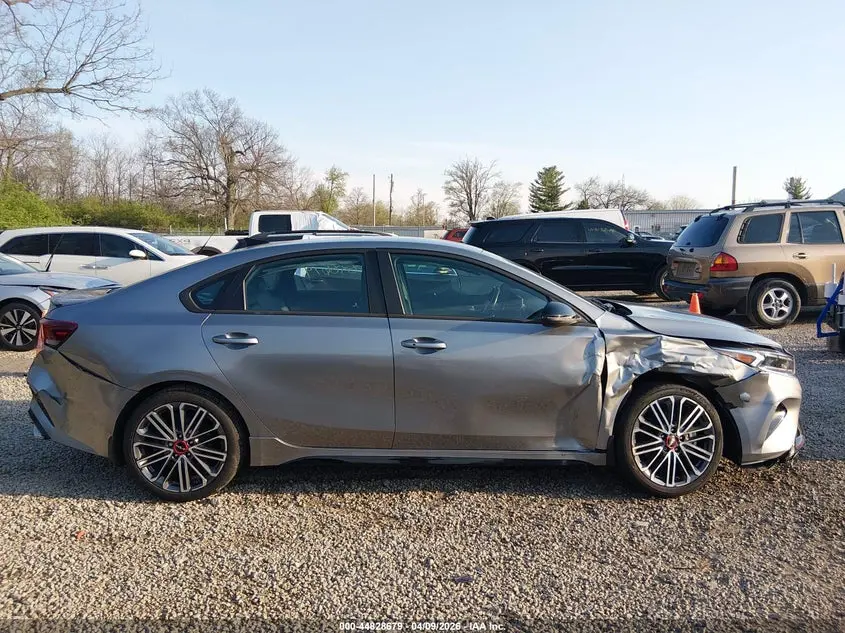 2022 KIA FORTE GT