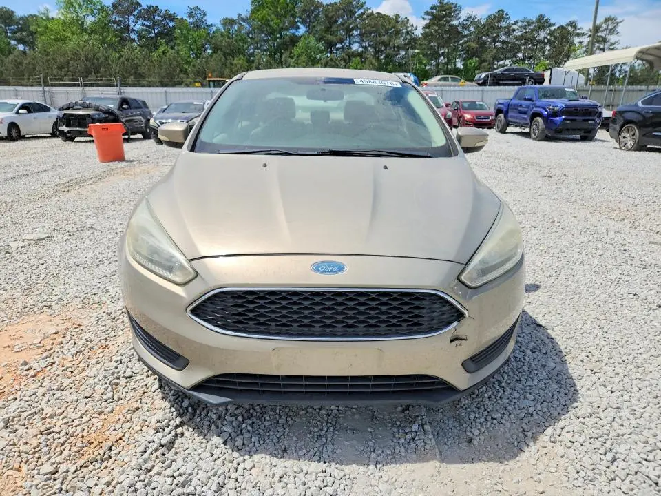 2016 FORD FOCUS SE  