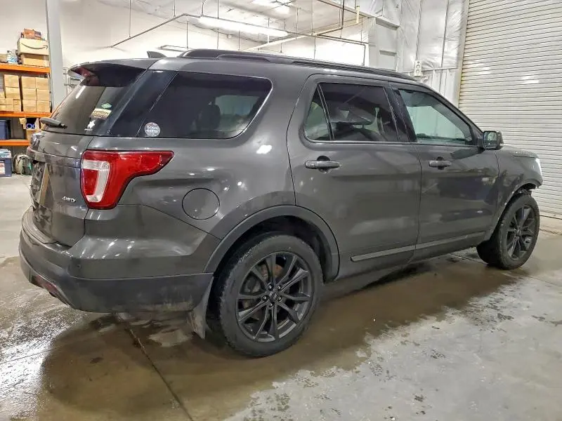 2017 FORD EXPLORER XLT  