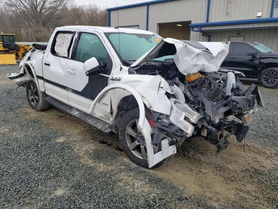 2016 FORD F150 SUPERCREW  