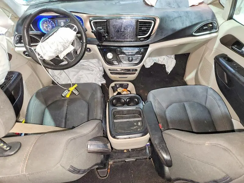 2019 CHRYSLER PACIFICA TOURING PLUS  