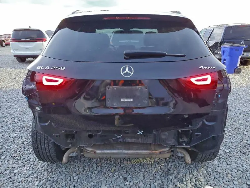 2023 MERCEDES-BENZ GLA 250 4MATIC  