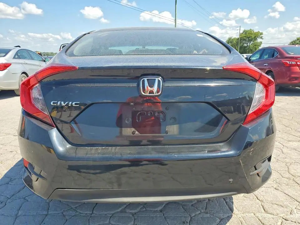 2018 HONDA CIVIC LX  