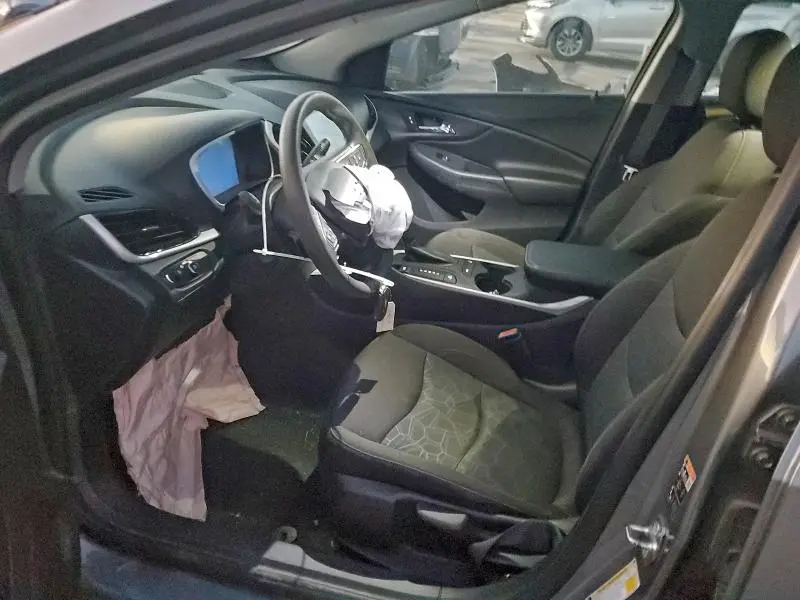 2018 CHEVROLET VOLT LT  