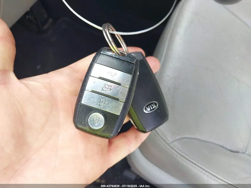 2014 KIA SORENTO SX