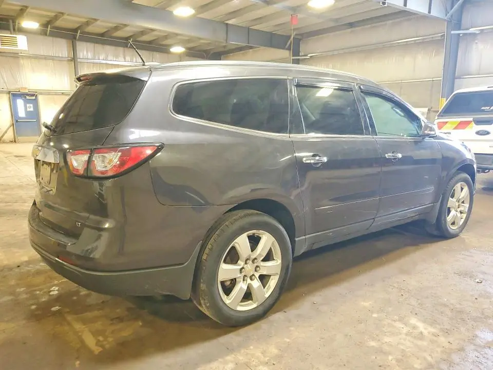 2017 CHEVROLET TRAVERSE LT  