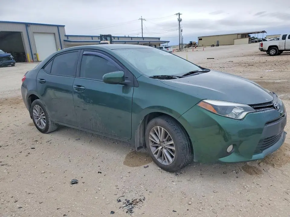 2014 TOYOTA COROLLA LE PLUS  