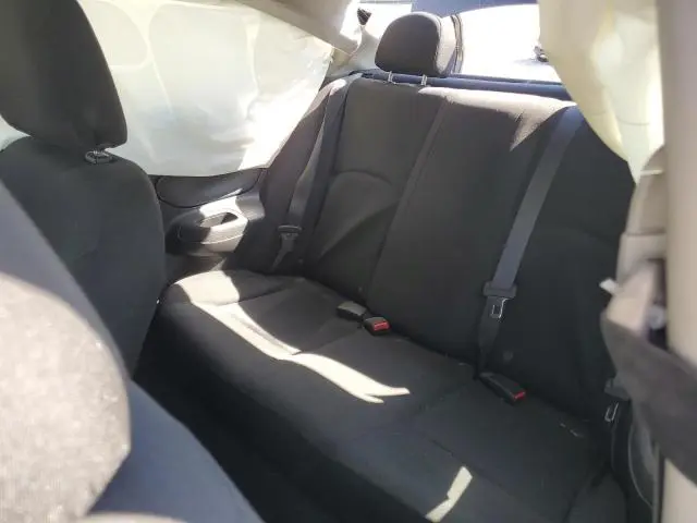 2019 NISSAN VERSA S  