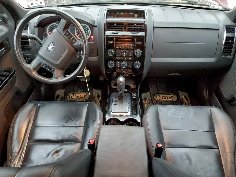 2011 FORD ESCAPE LIMITED  